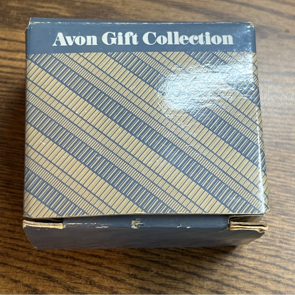 Avon Love A Bunny Collection Artist Bunny